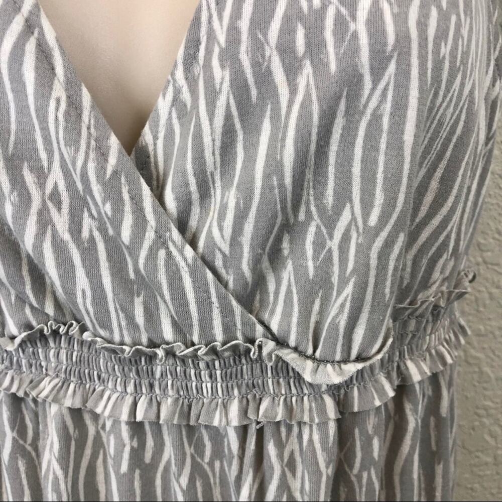 Ann Taylor Loft Petites Gray White Fit & Flare Dress Sleeveless Feminine Ruffle - Picture 5 of 16